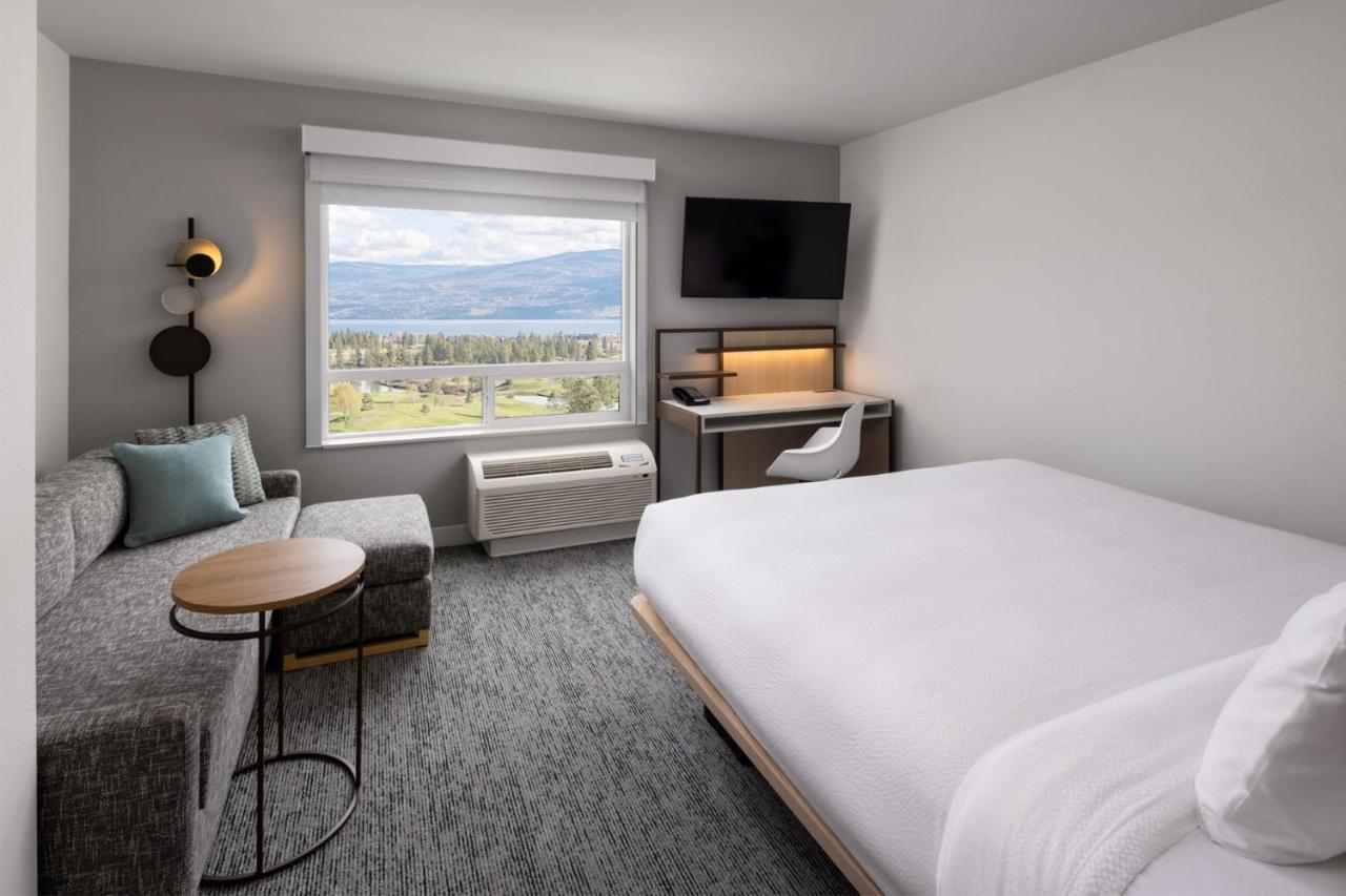 Towneplace Suites By Marriott West Kelowna Esterno foto