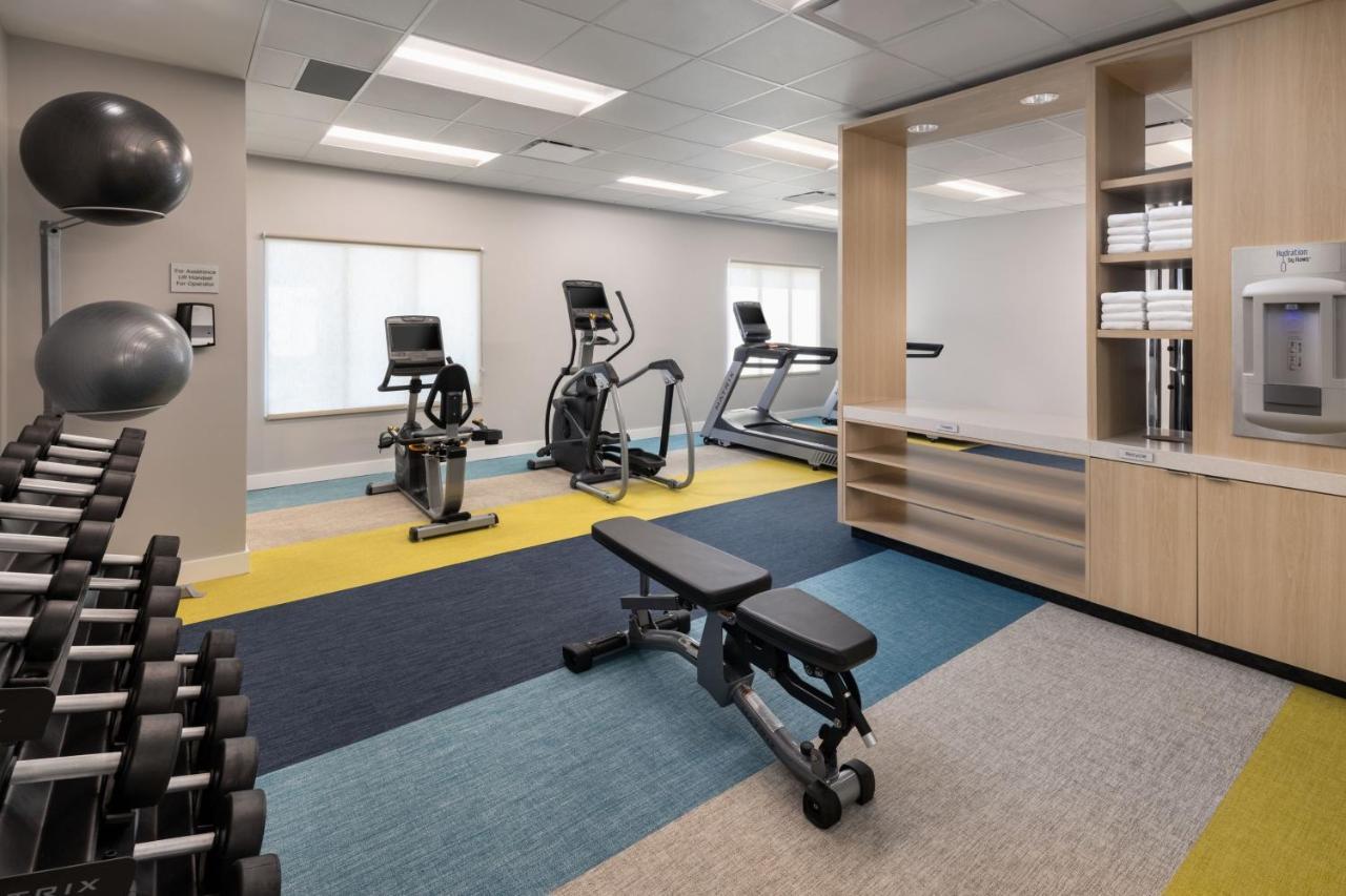 Towneplace Suites By Marriott West Kelowna Esterno foto